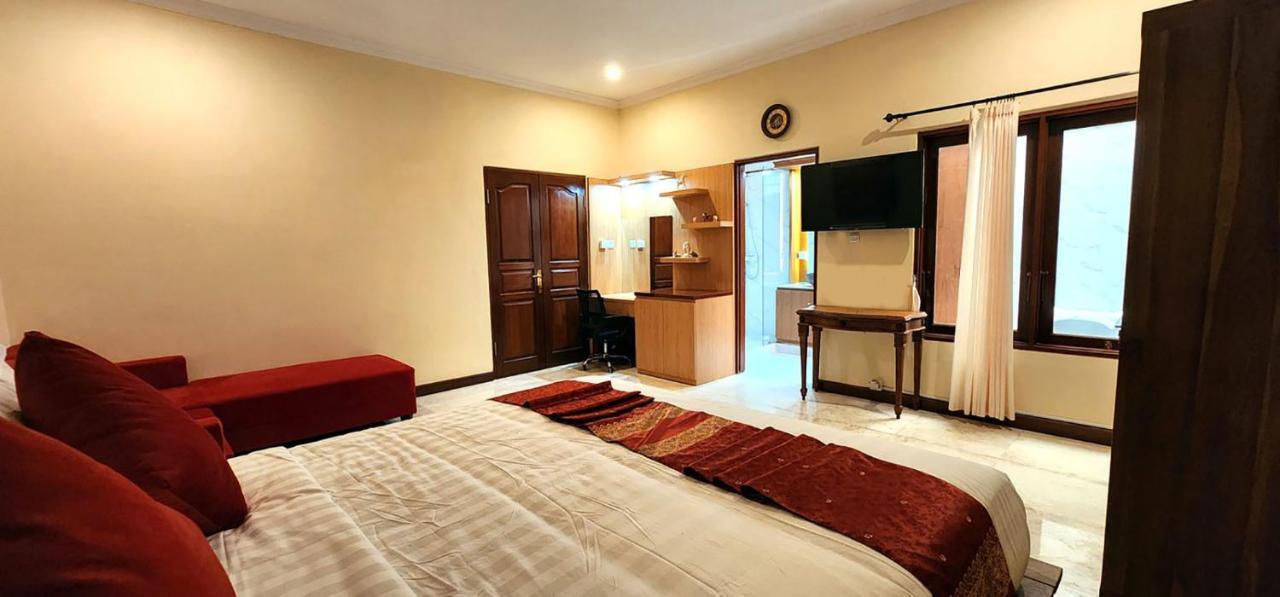 Sanur Bali Emerald Apartments מראה חיצוני תמונה